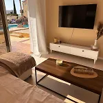Holistic Homes - Terrasse, Pool, 2 Doppelbetten * Paphos