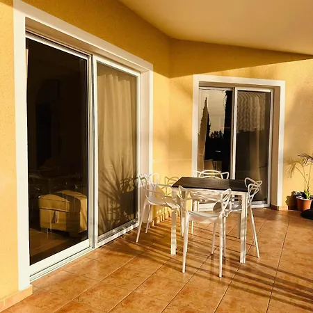 Holistic Homes - Terrasse, Pool, 2 Doppelbetten * Paphos